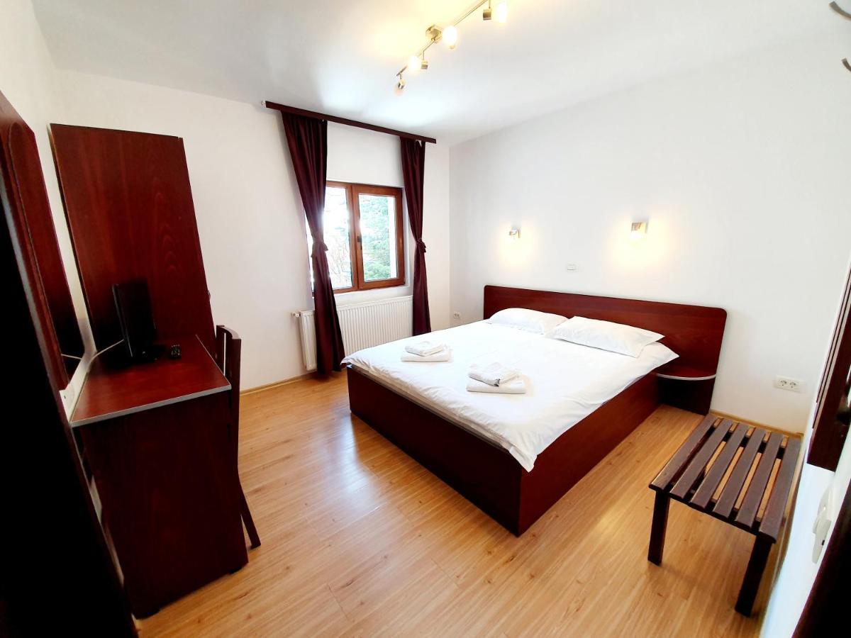 Vila Alma Azuga Exteriör bild